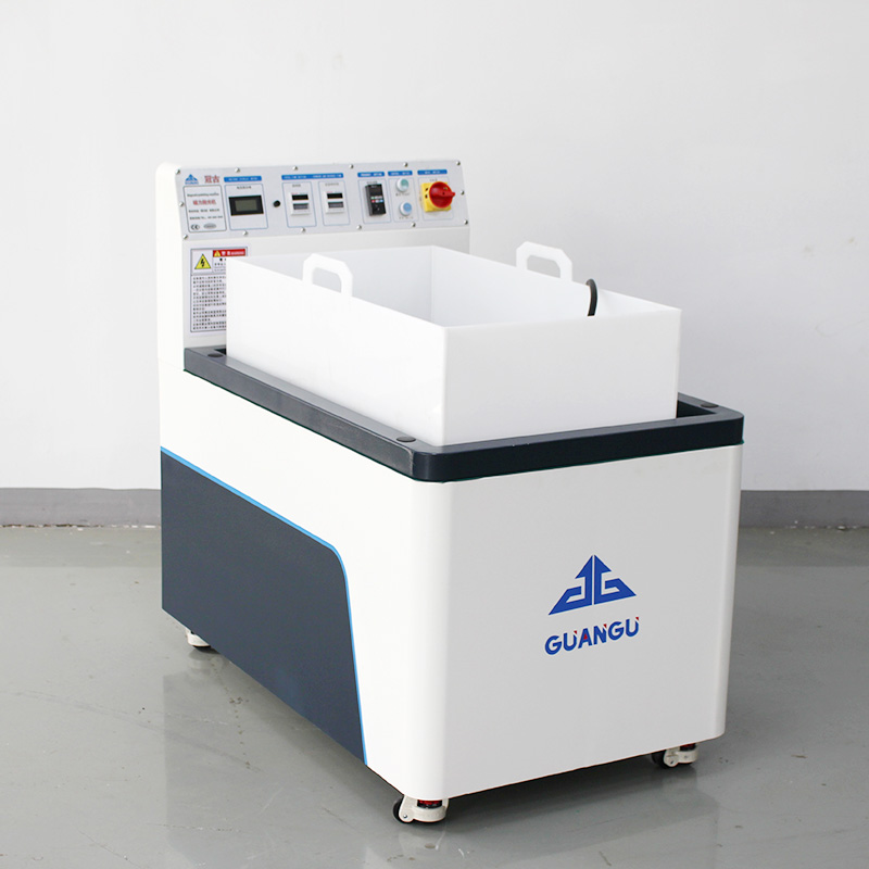 研磨抛光机双雄对决：磁力款与溜光款，谁更懂精密加工？