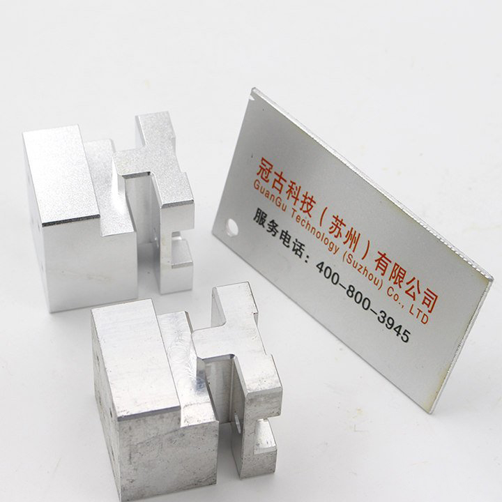 航空航天军用无人机飞机精密零部件抛光除毛刺